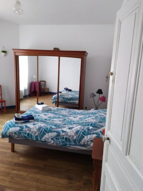 Chambre dans maison bourgeoise